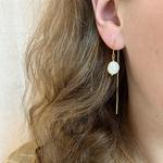 Guld øreringe med perle