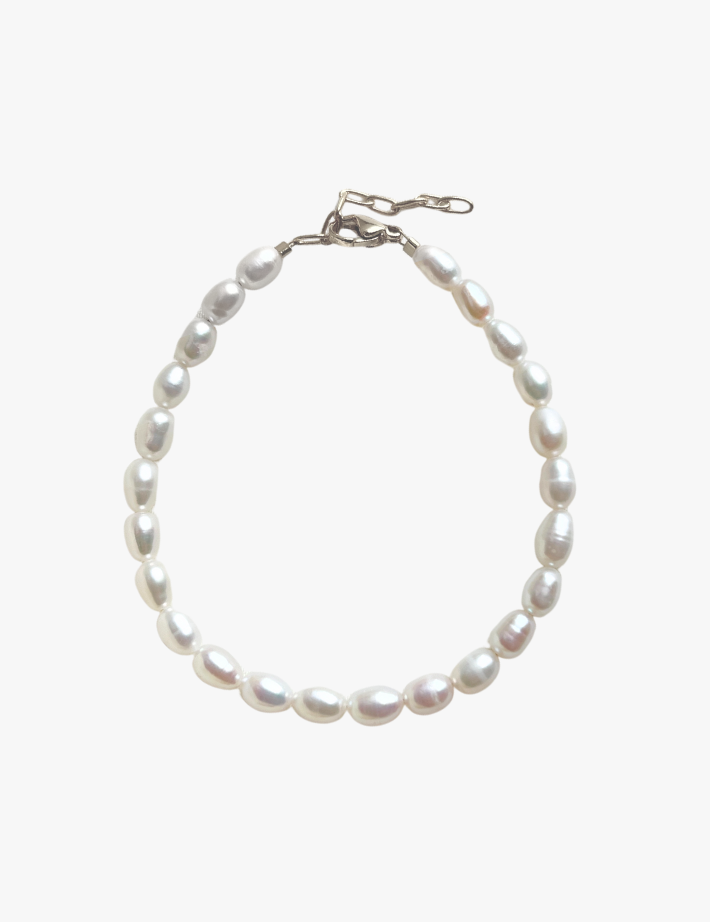 Classic Pearl Bracelet