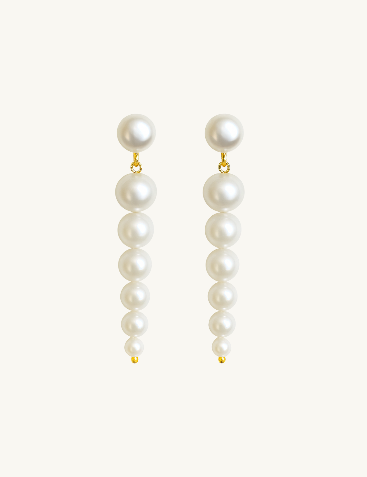 Ferskvandsperle ørestikkere med symmetrisk design
