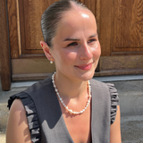 Livia Perleørestikkere