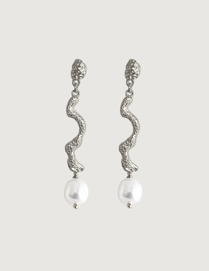 Adalina Pearl earrings