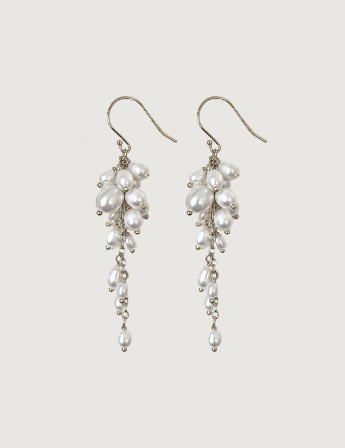 Amara Pearl Earrings
