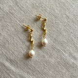 Eloise Wave Perleørestikkere