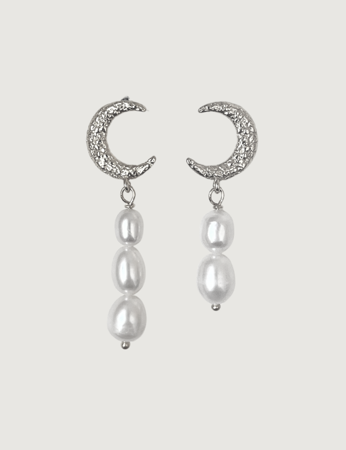 Moon Pearl Earrings