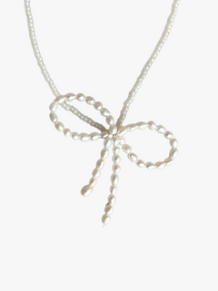 Bow Pearl necklace