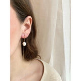 Filippa Pearl earrings